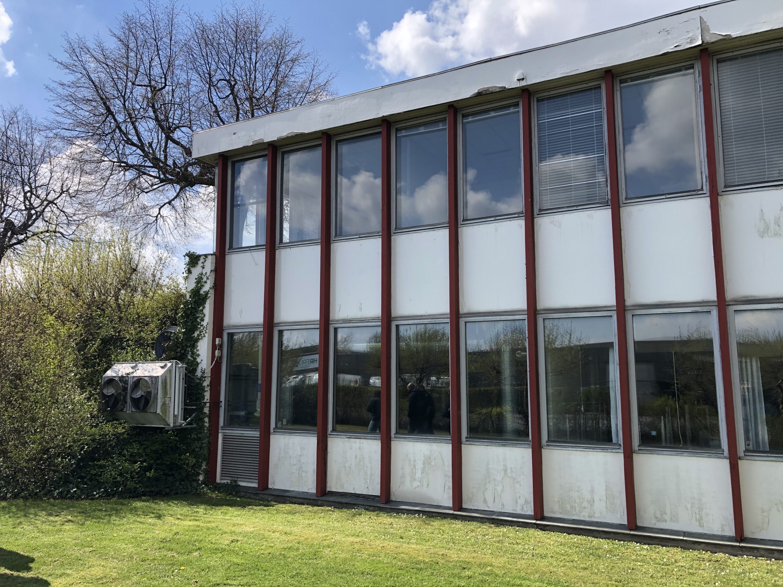 Facade: Meterbuen 27-33