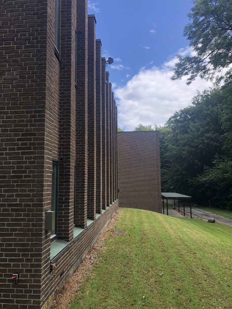 Frydenlundsvej: facade